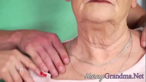 Hotte Pussy licked grandmother varme filmer
