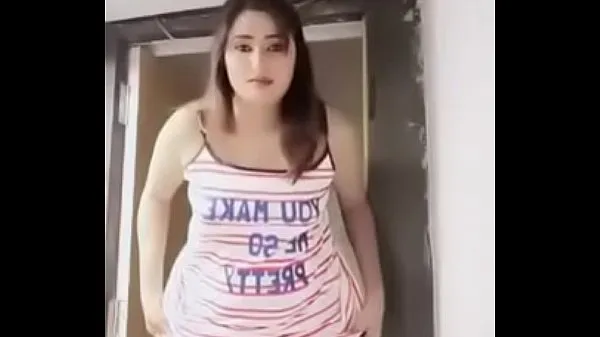 뜨거운 Swathi naidu showing boobs,body and seducing in dress 따뜻한 영화