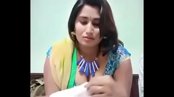 أفلام ساخنة Swathi naidu sexy in saree and showing boobs part-2 دافئة