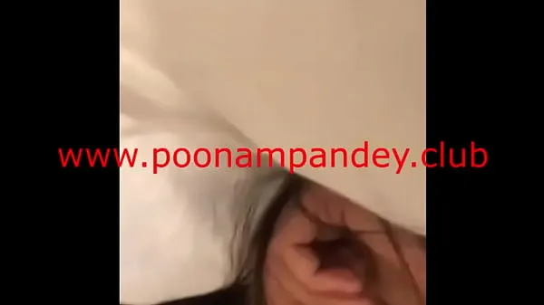 Hotte Poonam pandey fucked too hard varme film