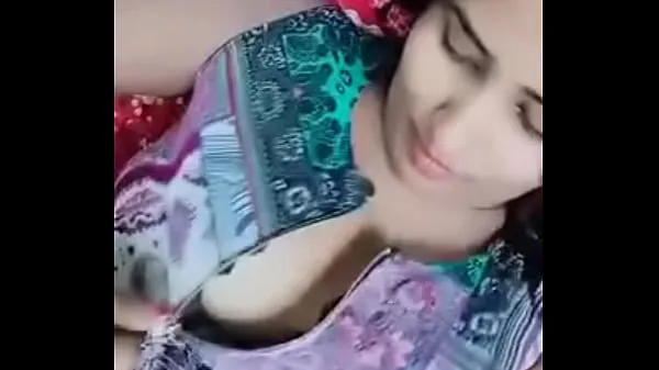 Vroči Swathi naidu Showing her boobs and pussy topli filmi