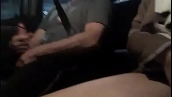 뜨거운 Teen masturbanting in car while driving 따뜻한 영화