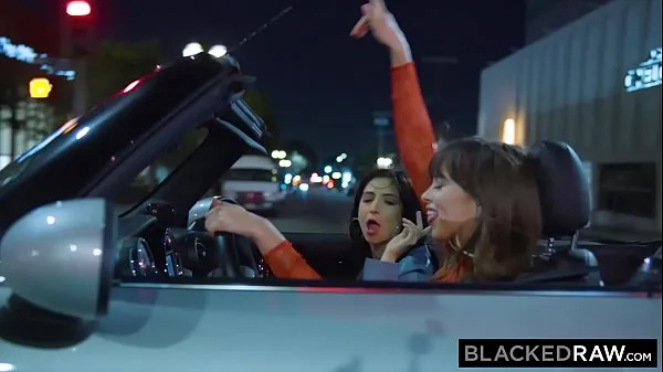 BLACKEDRAW Riley Reid Fucks BBC With Her Best Friend Filem hangat panas