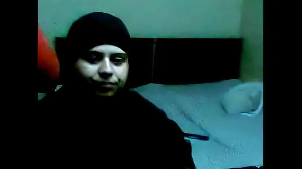 Películas calientes Chubby boy a paki hijab girl for sex and to film cálidas