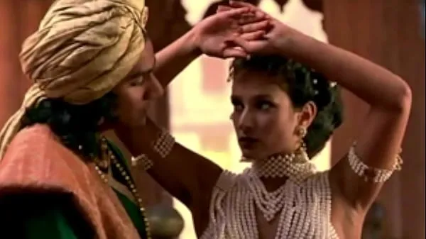 ホットな カマストラ-インドの女優の裸の愛の物語 温かい映画