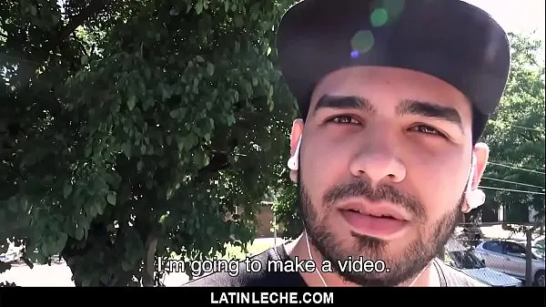 Nóng LatinLeche - Scruffy Stud Joins a Gay-For-Pay Porno Phim ấm áp