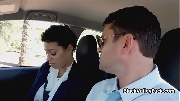 Hete Black cutie rimmed after failed driving test warme films