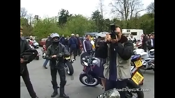 Vroči Daring flashing on the roadtrip before an orgy topli filmi