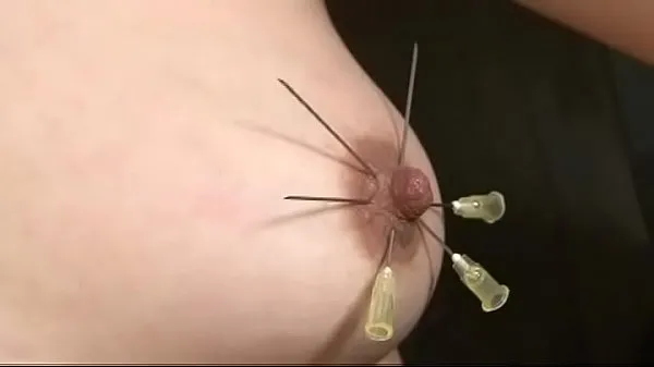 japan BDSM piercing nipple and electric shock Film hangat yang hangat
