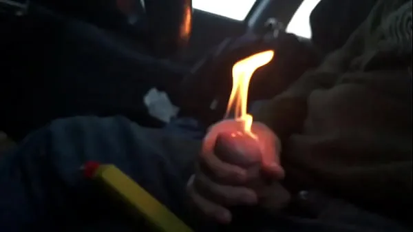 Hotte Lighting my dick on fire -3 varme filmer