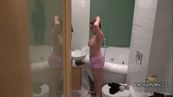 Populárne Bella in the bathroom - Hidden cam horúce filmy