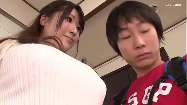 Hotte Japanese teacher blows her students home varme film