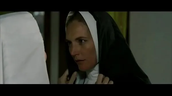 热Blonde innocent nun needs forgiveness from older sister温暖的电影