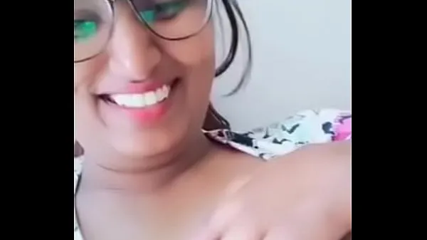 أفلام ساخنة Swathi naidu getting her boobs pressed دافئة