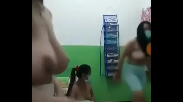 Nude Girls from Asia having fun in dorm Film hangat yang hangat