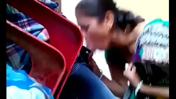 Nóng Indian step mom sucking his cock caught in hidden camera Phim ấm áp