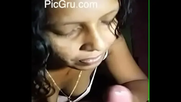 Películas calientes tamil chica chupando polla sin cálidas