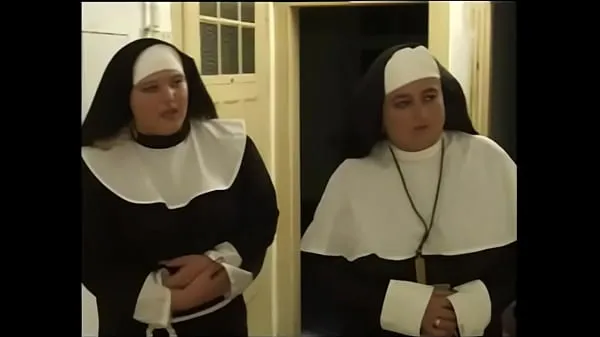 Nuns Extra Fat Film hangat yang hangat