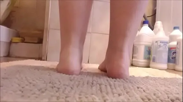 Hot Exclusive video of my feet ready to be licked and worshiped warm Movies