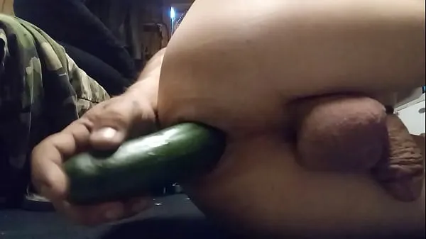 Hete Bottomboyxs fuckn a cucumber warme films