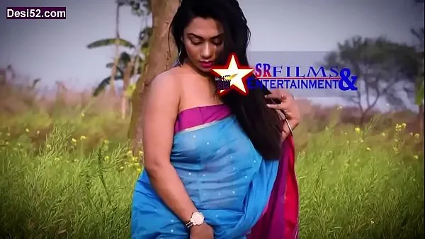 Hot Very Charming Desi Girl Areola reveled through Transparent Saree warm Movies