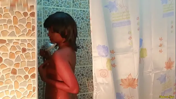 Hot Srilankan actress full nude bath full at Filem hangat panas