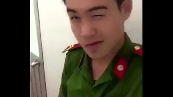 Hot Police Vietnam solo in toilet warm Movies