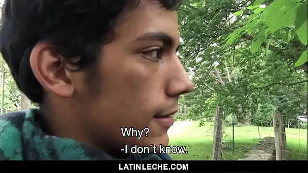 LatinLeche - Cute Latino Boy Gets His Asshole Creampied By A Hung Stud Film hangat yang hangat