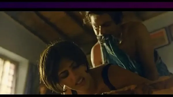 Nawazuddin Siddiqui Fucking video | Bollywood actor sex in movie Filem hangat panas