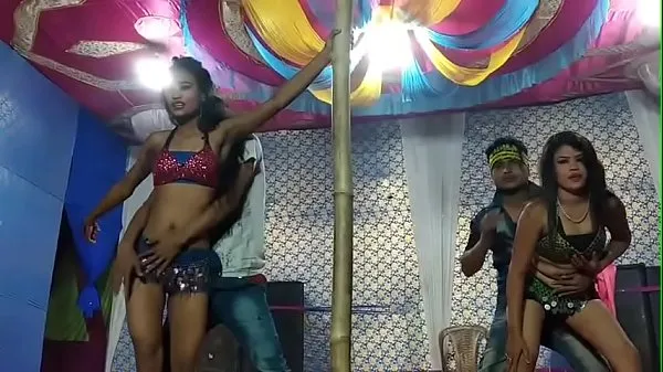 گرم Evening is a very sexy dance on smoke by Arpita and Kajal گرم فلمیں