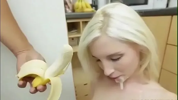 Heta Tiny blonde girl with braces gets facial and eats banana varma filmer