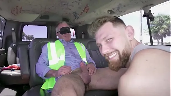BUS - Construction Worker Dale Savage Gets Got By Jacob Peterson In A Van Film hangat yang hangat