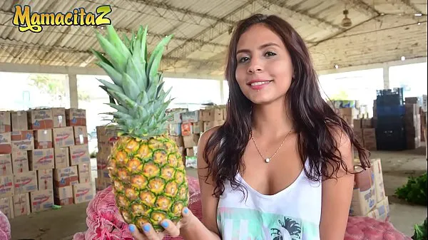 MAMACITAZ - Gorgeous Colombian Evelin Suarez From Street Straight To Bed Filem hangat panas