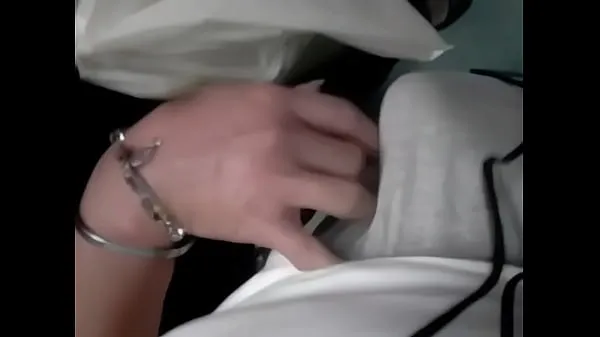 Vroči Incredible Groping Woman Touches dick in train topli filmi