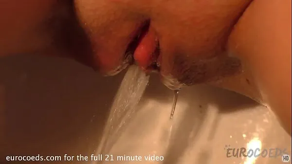 Hot 20yo maria using a dildo to tiny orgasm and peeing warm Movies