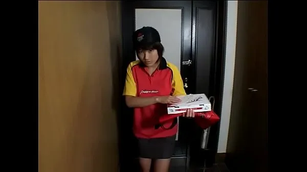 Heiße japanisches Pizzamädchen 2warme Filme