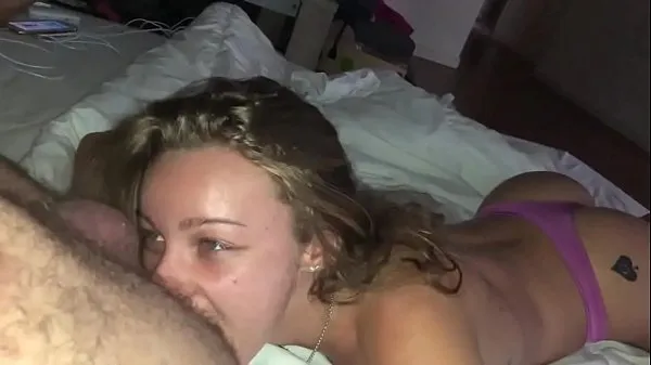 Hete I love to eat my man's hairy ass, suck his cock and make him cum with my little feet warme films
