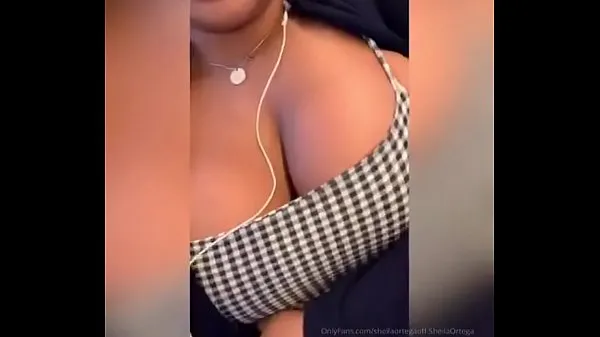 Hete Kesha Ortega masturbating on a train warme films