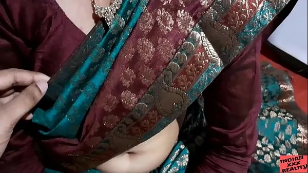 Quente madrasta do sul da Índia e filho fodem no aniversário de casamento parte 1 XXX Filmes quentes