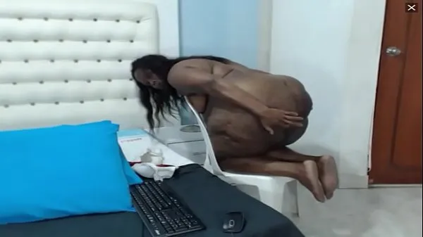 Slutty Colombian webcam hoe munches on her own panties during pee show Film hangat yang hangat