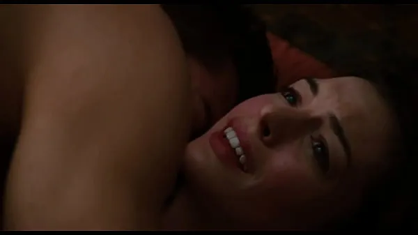 Hot ANNE HATHAWAY - Love and Other d. (2010 warm Movies