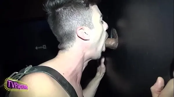 Hot PapoMix catches Pornstar Christian Hupper at the Glory Hole of Clube dos Pauzudos in São Paulo - Twitter warm Movies