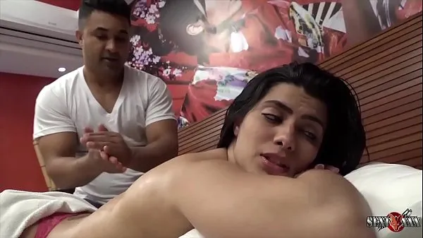 Hotte Trailler - Mary Luthay and Loupan in an exciting massage varme film