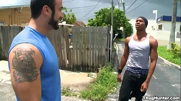 أفلام ساخنة THUG HUNTER - Black Thug Sean Xavier Lawrence vs. White Bear Spencer Reed دافئة
