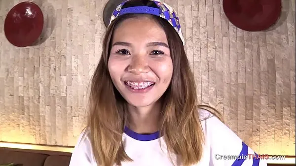 Gorące Thai teen smile with braces gets creampiedciepłe filmy