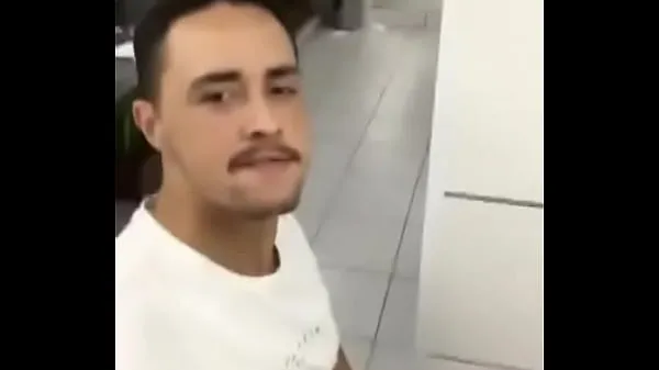 Hotte Passive sucking my cock in a public bathroom in a shopping center in Medellín varme filmer