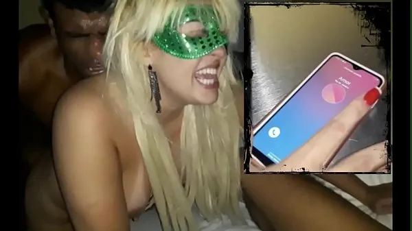 ภาพยนตร์ยอดนิยม Brazilian Blonde Big ass Milf cheating her husband at motel room with 2 bbc to get lot of anal sex - Full VIdeo at Xvideos RED เรื่องอบอุ่น