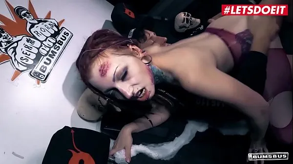 گرم LETSDOEIT - Halloween Party With Devilish German Teen Jezzicat And Jason Steel گرم فلمیں