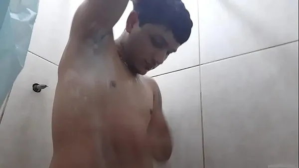Menő Pedro taking a shower - Pedro Paulo Borges meleg filmek