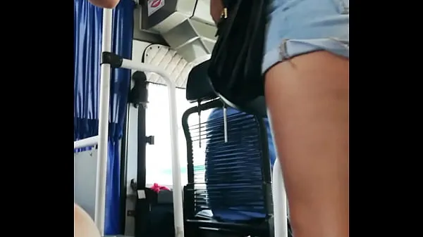 Ass in the bus Film hangat yang hangat